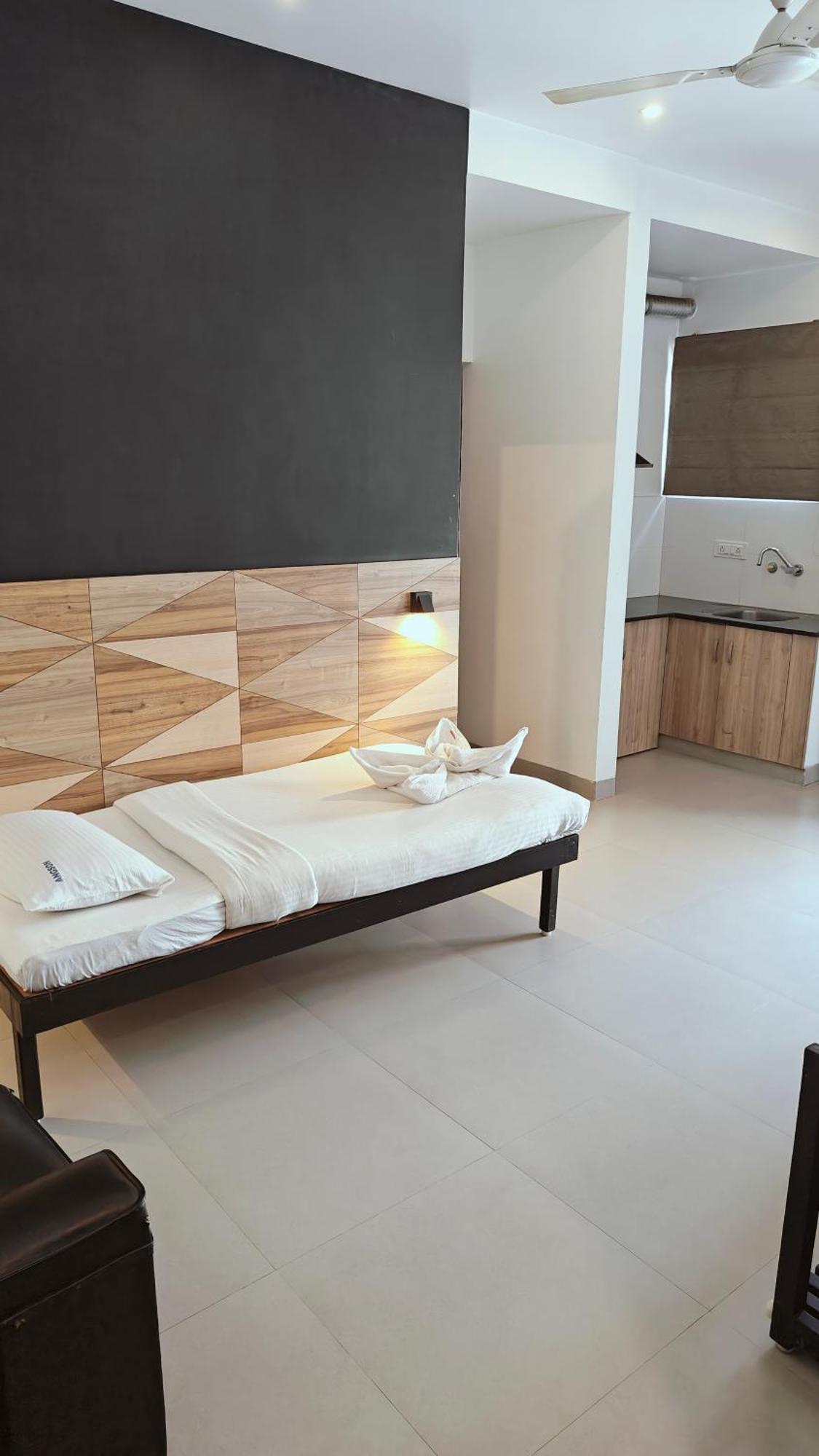 Angson Apartment Madras Buitenkant foto